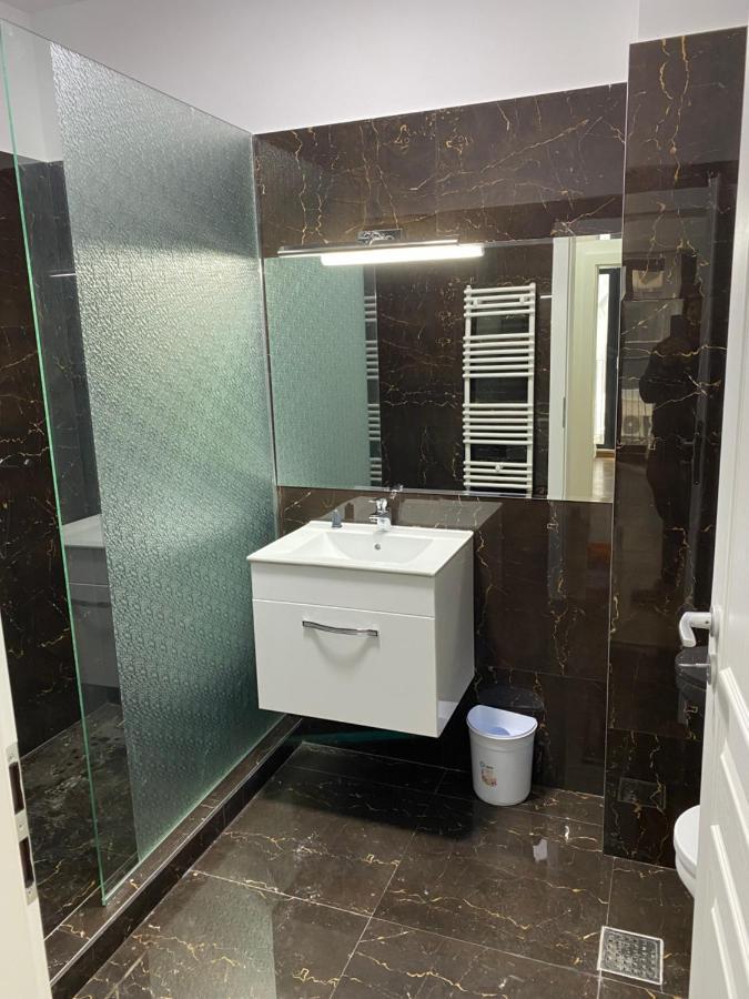 435a * Mamaia